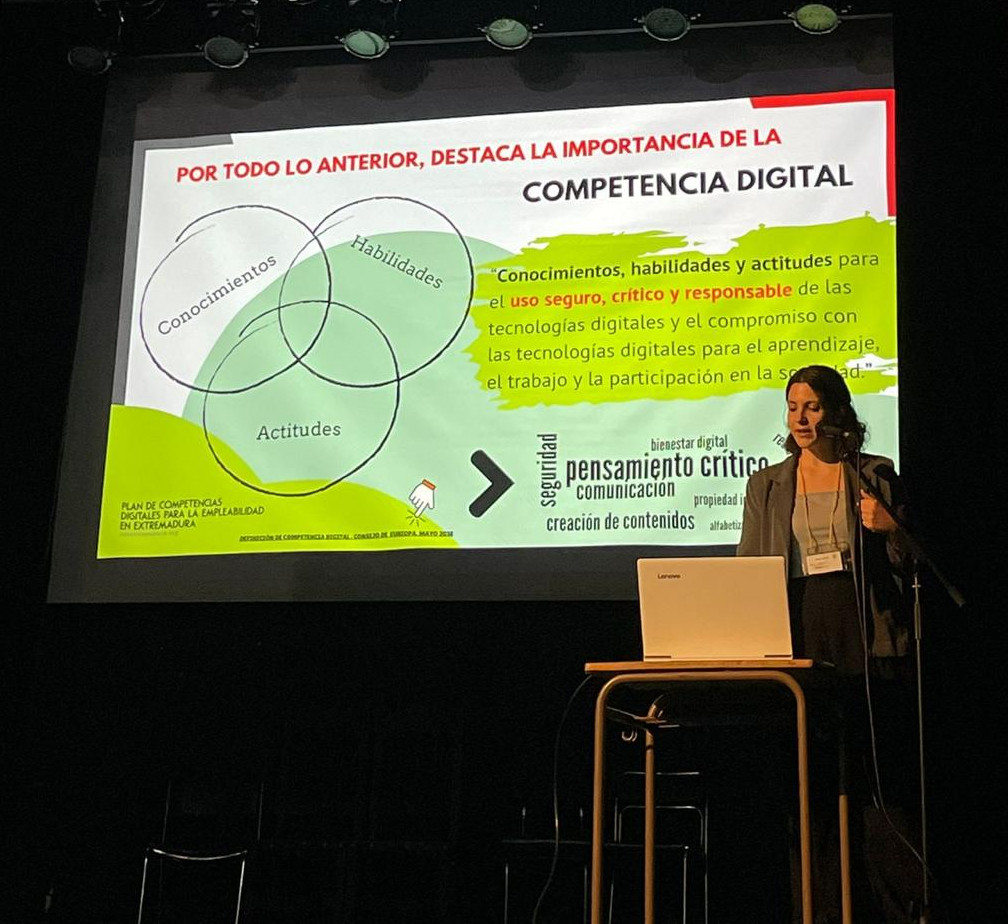 El Plan de Competencias Digitales participa en la Feria de Educación y Comercio celebrada en Llerena